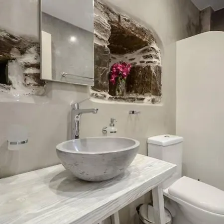 Holiday home Anthemion Naxos With Outdoor Jacuzzi *