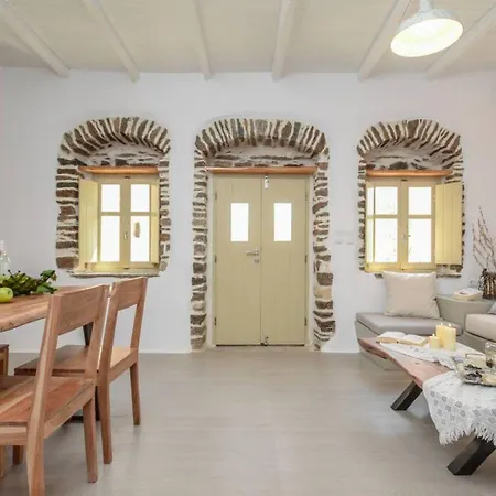 Vakantiehuis Anthemion Naxos With Outdoor Jacuzzi Ano Sangrion